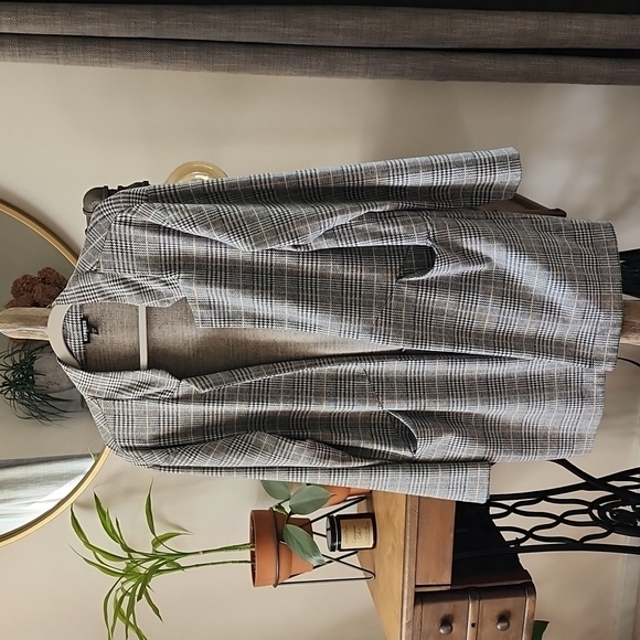 Express Jackets & Blazers - EXPRESS women's houndstooth blazer